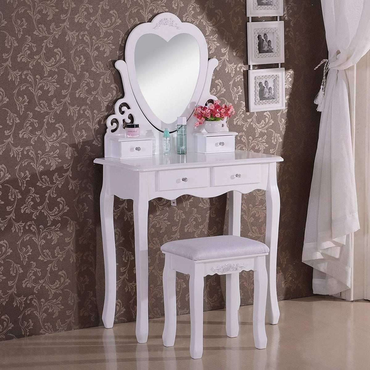 Dressing Table with Heart Shaped Mirror and Stool Makeup Vanity Mirror Hollywood Table