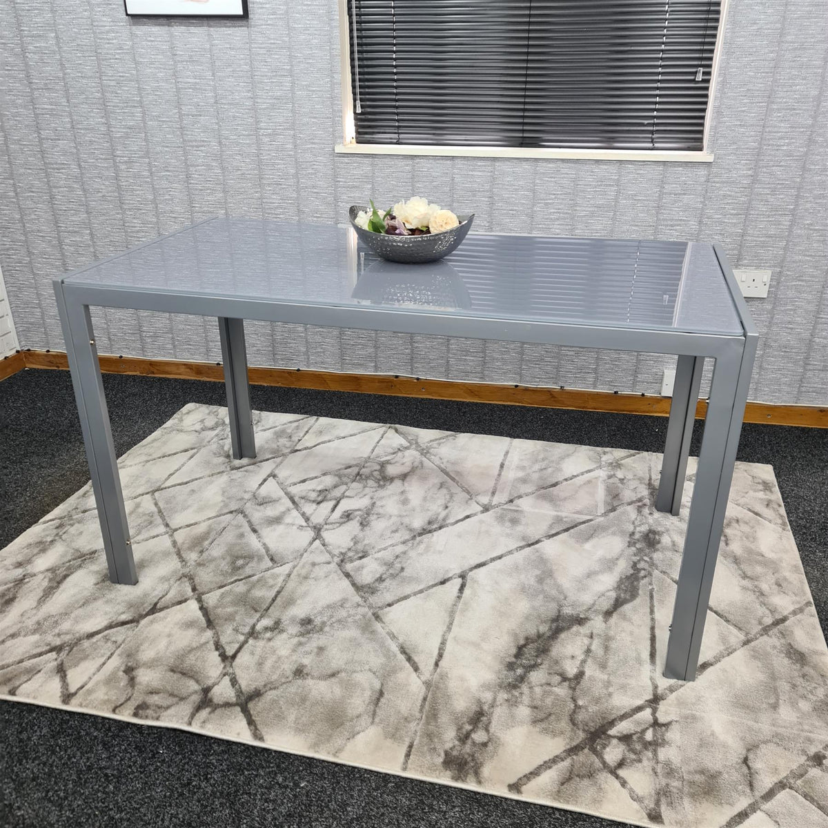 Dining Table Grey Glass Kitchen Place for 6 Seats, Dining Table Only (Grey H 75 x L 134 x W 70 cm)