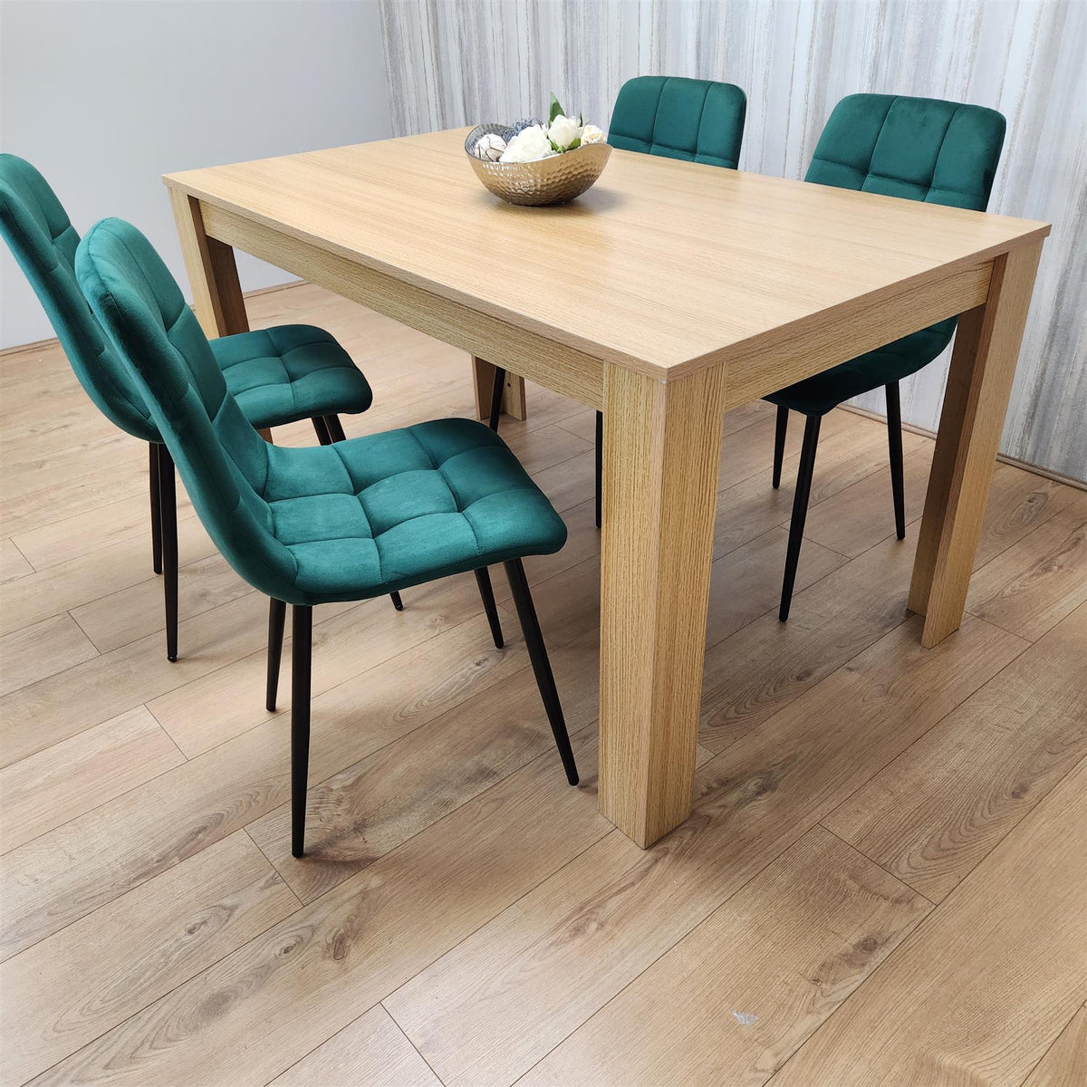 Dining Set of 4 Oak Effect Dining Table and 4 Green Velvet Chairs Dining Room Furniture