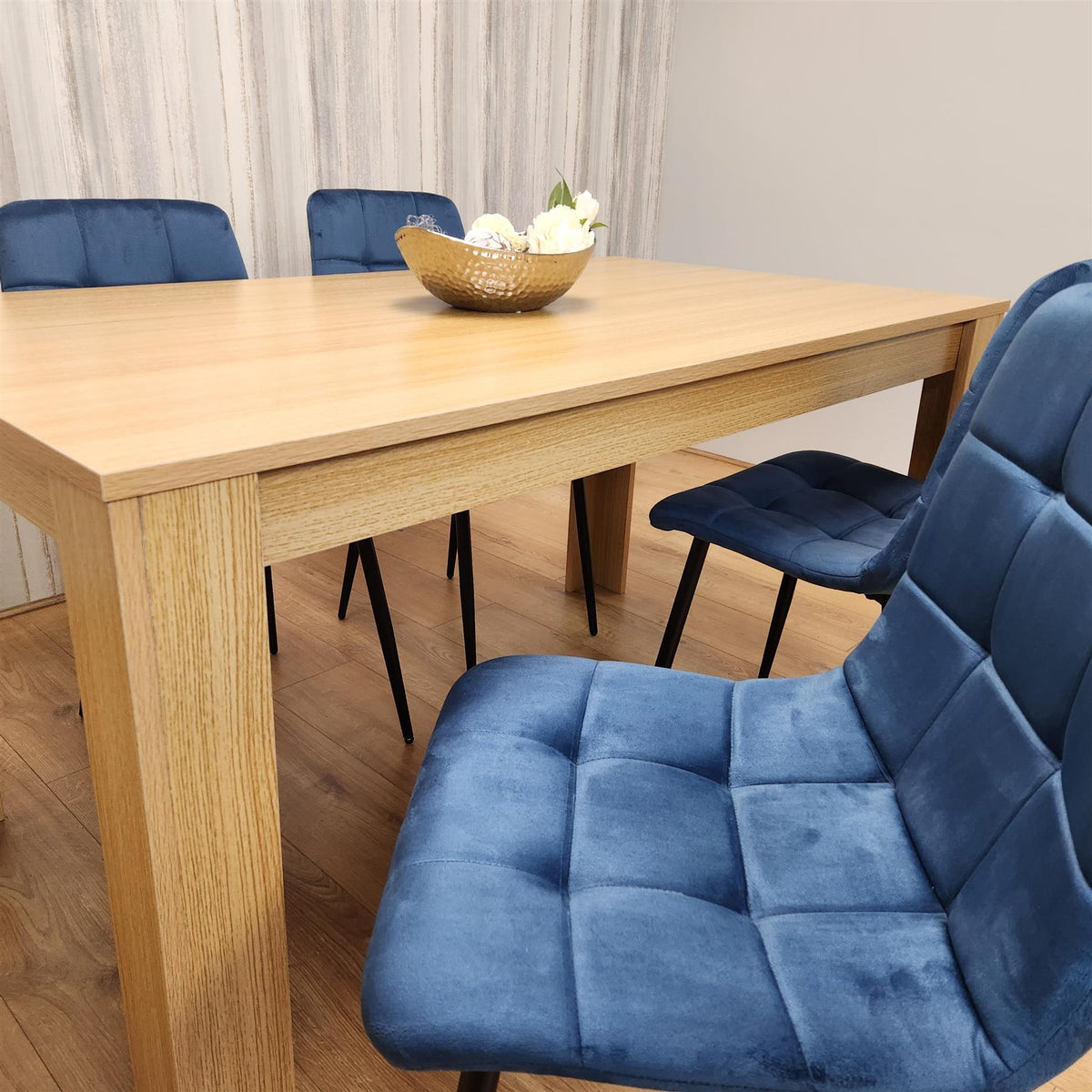 Dining Set of 4 Dining Table and 4 Blue Velvet Chairs Dining Room Furniture