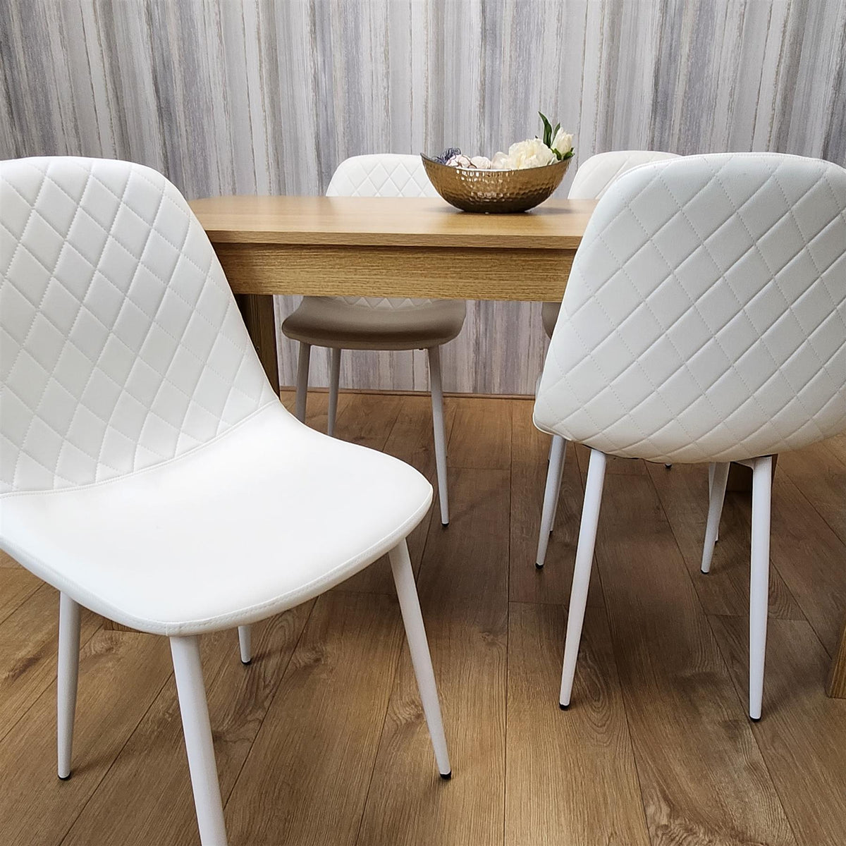 Wooden Dining Table with 4 white Gem Patterned Chairs Oak Effect Table with white Chairs