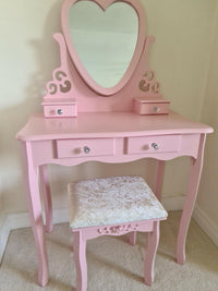 Dressing Table with Heart Shaped Mirror and Stool Makeup Vanity Mirror Hollywood Table