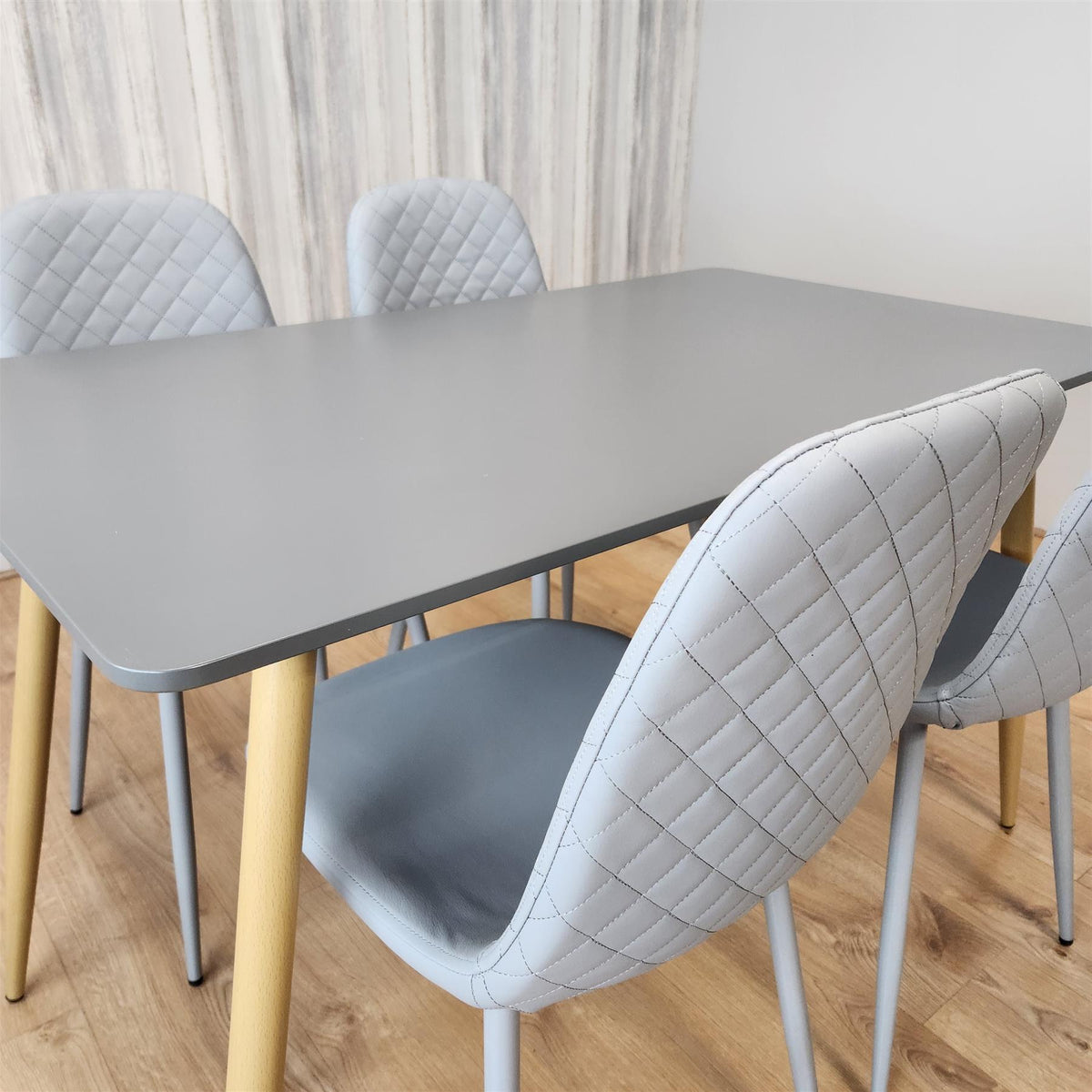 Dining Table Set of 4 Wooden Grey Table with 4 Grey Gem Patterend Chairs